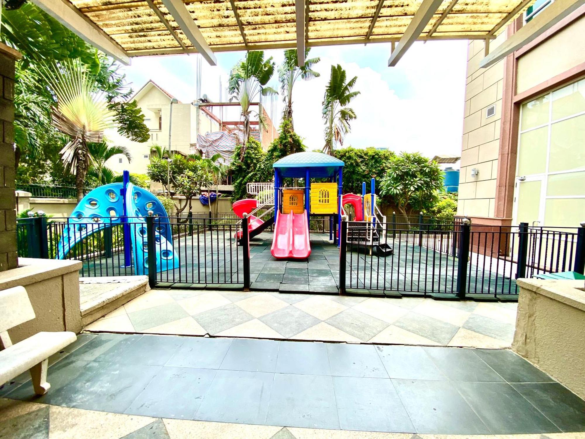 Căn hộ Diny - Rooftop Pool - The Manor 2 TP. Hồ Chí Minh