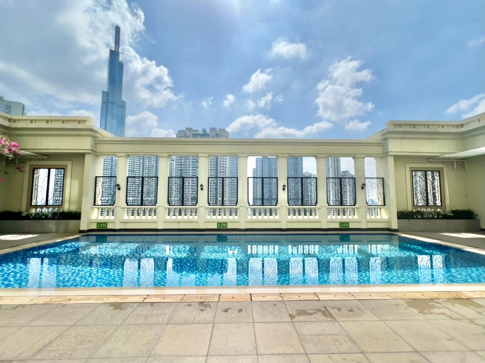Căn hộ Diny - Rooftop Pool - The Manor 2 *